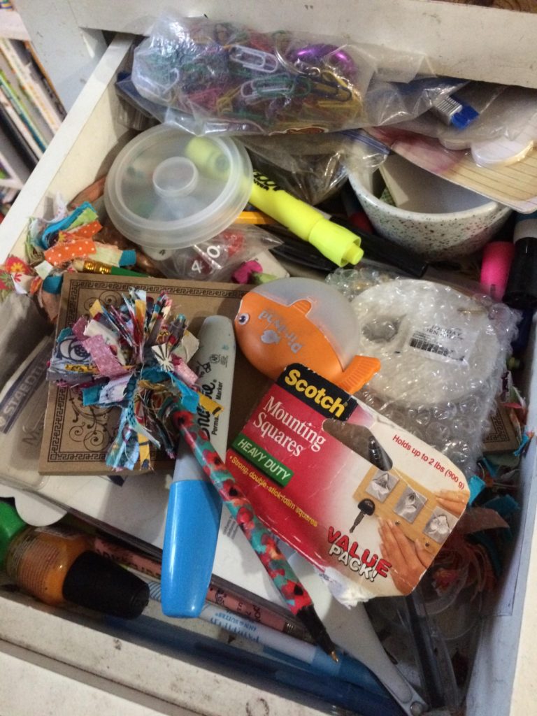 decluttering organizing cleaning homeschool homeschooling