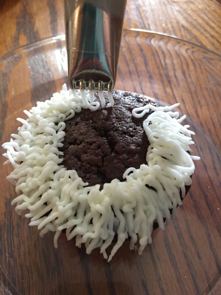 Easter cupcake decorating baking