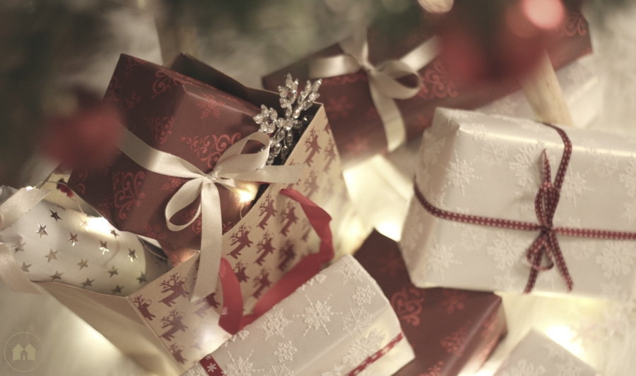 gift wrapping Christmas homeschool homeschooling