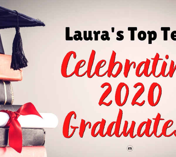 graduation 2020 celebration family graduates